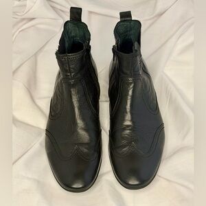 Elegant Black Leather Men's Boots